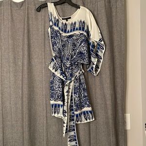 Women’s BCBG MaxAzria silk, blue and white dress, size XS